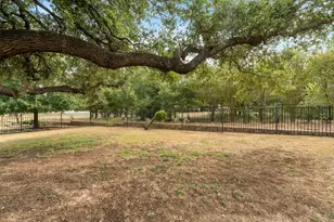 501 Sheldon Lake Dr, Georgetown, TX 78633 - Photo 37