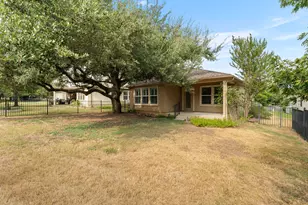 501 Sheldon Lake Dr, Georgetown, TX 78633 - Photo 35