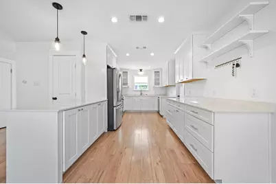 808 Vogel Drive, Lockhart, TX 78644 - Photo 11