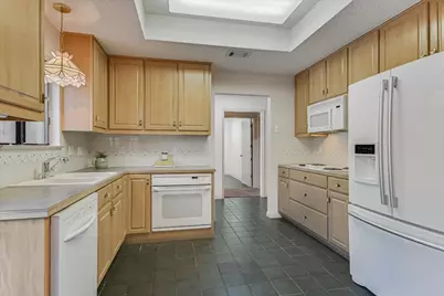 8923 Mount Bartlett Drive, Austin, TX 78759 - Photo 5