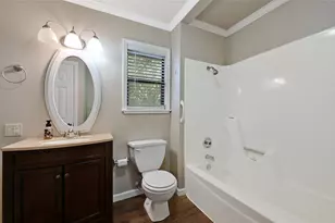 102 Rivercrest St, Luling, TX 78648 - Photo 31