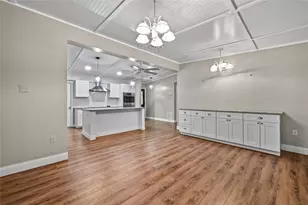 102 Rivercrest St, Luling, TX 78648 - Photo 19