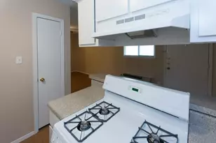400 W 34th St, Austin, TX 78705 - Photo 5