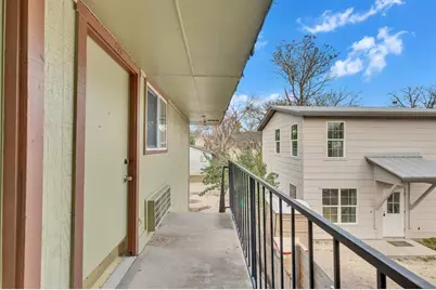 400 W 34th Street #104, Austin, TX 78705 - Photo 7