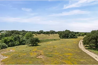 1306 Hidden Springs Drive, Salado, TX 76571 - Photo 9