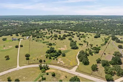 1306 Hidden Springs Drive, Salado, TX 76571 - Photo 3