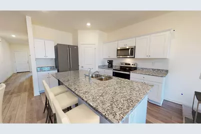 206 Sunlight Lake Boulevard, Hutto, TX 78634 - Photo 5