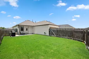 106 Doc Johns Dr, Hutto, TX 78634 - Photo 23