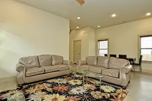 1812 Poquito St, Austin, TX 78702 - Photo 9