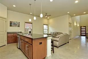 1812 Poquito St, Austin, TX 78702 - Photo 5