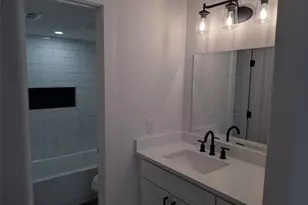 1601 Faro Dr, Austin, TX 78741 - Photo 17