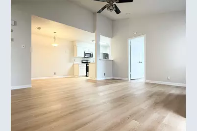 1915 Margalene Way #B, Austin, TX 78728 - Photo 7