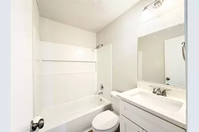 1915 Margalene Way #B, Austin, TX 78728 - Photo 15
