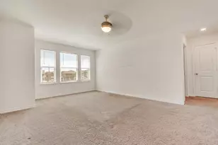 401 Briarfield Dr, Seguin, TX 78155 - Photo 27