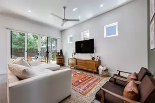 2111 Greenwood Ave, Austin, TX 78723 - Photo 3