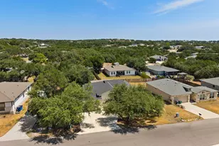 21208 Santa Rosa Ave, Lago Vista, TX 78645 - Photo 29