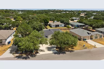21208 Santa Rosa Avenue, Lago Vista, TX 78645 - Photo 29