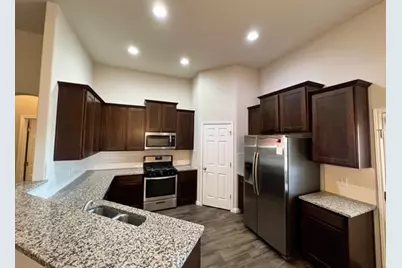 105 Rusk Bluff Avenue, Leander, TX 78641 - Photo 13