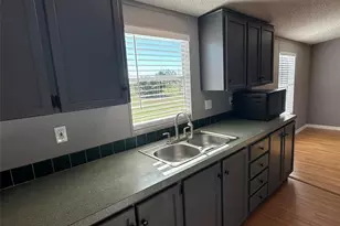 401 Co Rd 248, Georgetown, TX 78633 - Photo 5