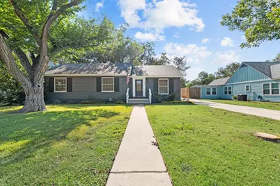 1707 Lexington Street, Taylor, TX 76574 - Photo 1