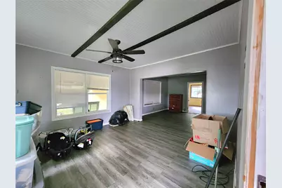 123 E Davis Street, Luling, TX 78648 - Photo 7