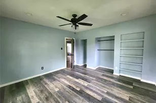 123 E Davis St, Luling, TX 78648 - Photo 9