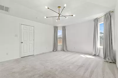 140 Rearden Boulevard, Jarrell, TX 76537 - Photo 15