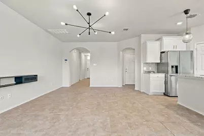 140 Rearden Boulevard, Jarrell, TX 76537 - Photo 9