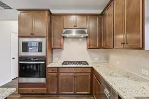 204 Swinging H Ln, Georgetown, TX 78633 - Photo 9