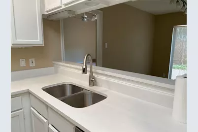 7922 N Ridgeline, Austin, TX 78731 - Photo 9
