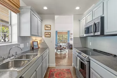 10605 Lake Beach Drive, Dripping Springs, TX 78620 - Photo 21