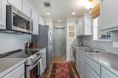 10605 Lake Beach Drive, Dripping Springs, TX 78620 - Photo 5