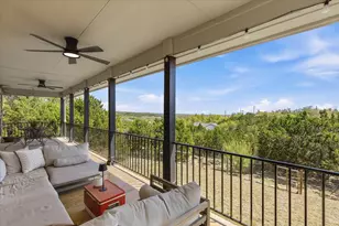 10605 Lake Beach Dr, Dripping Springs, TX 78620 - Photo 9