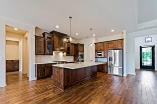 135 Gabriel Vista E, Georgetown, TX 78633 - Photo 7
