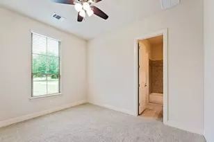 135 Gabriel Vista E, Georgetown, TX 78633 - Photo 17