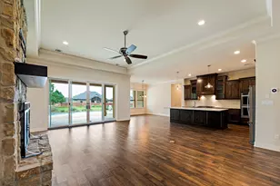 135 Gabriel Vista E, Georgetown, TX 78633 - Photo 3