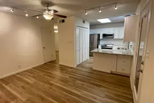 7269 Creekside Dr, Austin, TX 78752 - Photo 11