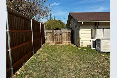 204 Thompson Street, Cedar Park, TX 78613 - Photo 15