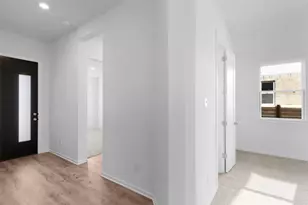 200 Ridgewell Loop, Georgetown, TX 78633 - Photo 3