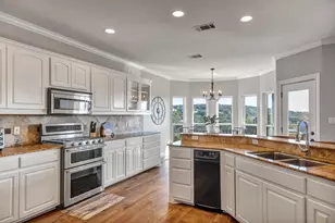 3111 Burnside Cir, Lago Vista, TX 78645 - Photo 11