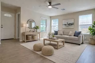 5211 Viewpoint Dr, Austin, TX 78744 - Photo 3