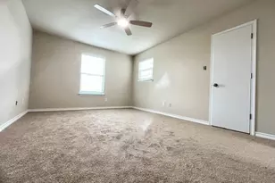 5211 Viewpoint Dr, Austin, TX 78744 - Photo 15