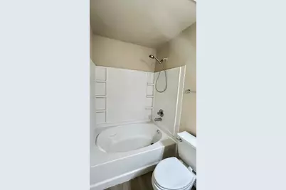 5211 Viewpoint Drive, Austin, TX 78744 - Photo 17