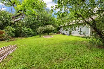 1132 Eleanor Street, Austin, TX 78721 - Photo 5