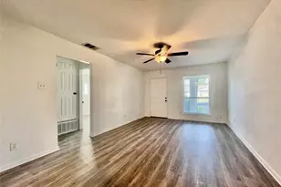 312 W William Cannon Dr, Austin, TX 78745 - Photo 9