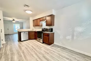 312 W William Cannon Dr, Austin, TX 78745 - Photo 3