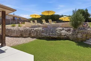 21911 Moffat Dr, Briarcliff, TX 78669 - Photo 29