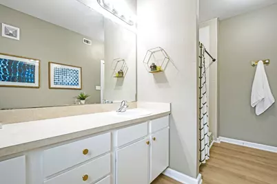 1201 Grove Boulevard #1604, Austin, TX 78741 - Photo 19