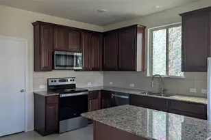 361 Katie Elder Dr, Jarrell, TX 76537 - Photo 3