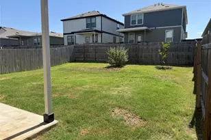 361 Katie Elder Dr, Jarrell, TX 76537 - Photo 23